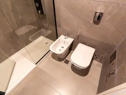 Departamento en Alquiler con 1 cocheras