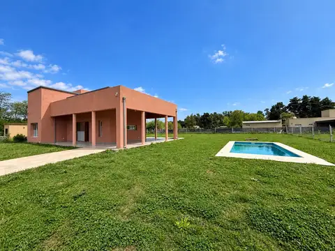 Casa en Venta en Barrio Los Pinos - Exaltación de la Cruz