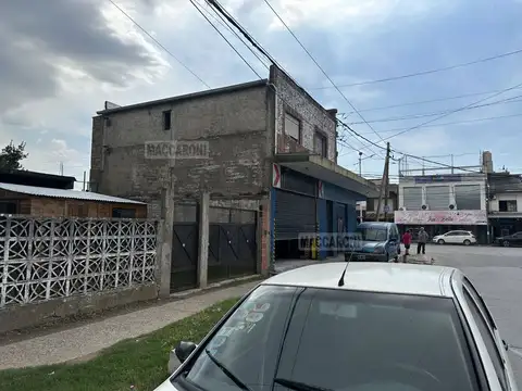Local - Venta - Argentina, La Matanza - INTENDENTE RUSSO 3199