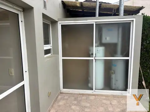 Depto Tipo Casa en Alquiler al Este