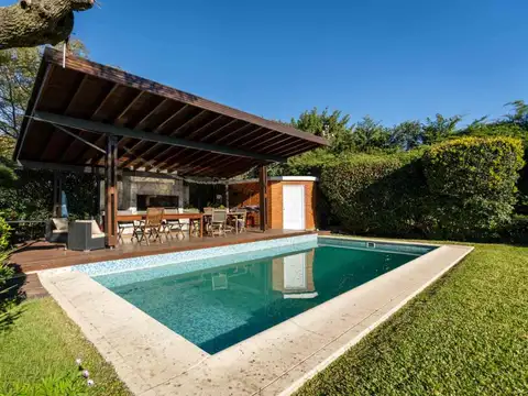 CASA EN VENTA EN VILLA ELISA