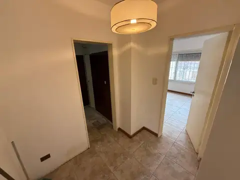 PH de 3 ambientes al frente, muy buena ubicación