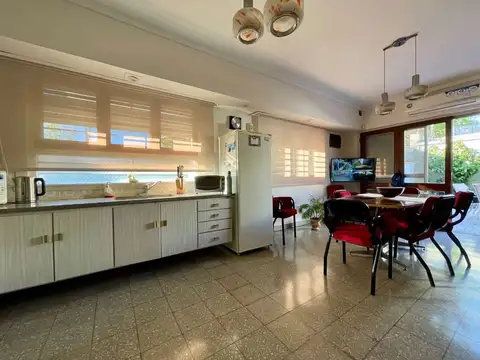 CASA EN VENTA DE 3 DORMITORIOS EN LA PLATA