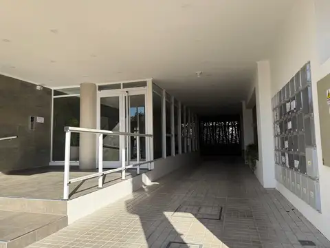 Monoambiente en alquiler edificio mediterraneo