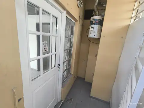 Bernardo De Irigoyen 800, Piso pb