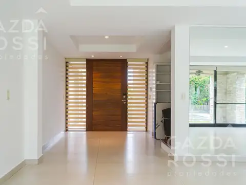 Casa 6 ambientes con 3 baños