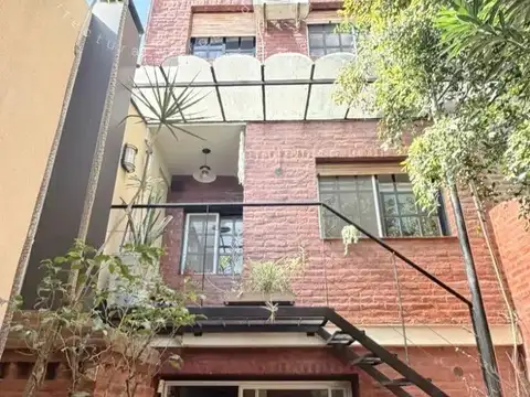 Depto Tipo Casa en Venta con 2 cocheras