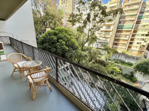 Carlos Pellegrini 1200, Ciudad Autónoma de Buenos Aires, 100