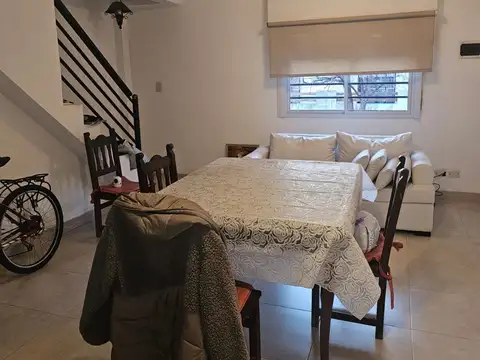 Depto Tipo Casa en Venta de 2 dormitorios