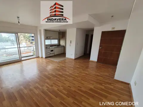 OPORTUNIDAD - 2ambientes al contrafrente con Balcón - 46m2 Totales - Caseros Centro