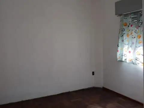 VENTA - Casa 3 ambientes c/patio y terraza - Ramos Mejía