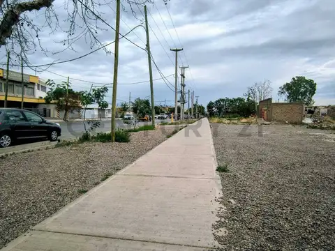 Venta de Terreno equina en el centro de Rodeo de la Cruz