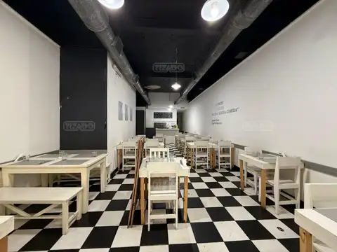 Local en Venta 95 años