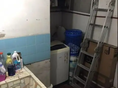 Depto Tipo Casa 2 ambientes con 1 baño