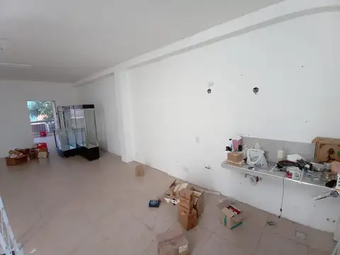 Local en Alquiler en Nuñez, $ 3.800.000