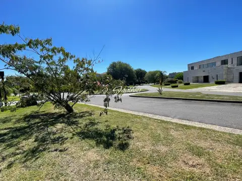 Terreno en Venta 18  mts Frente