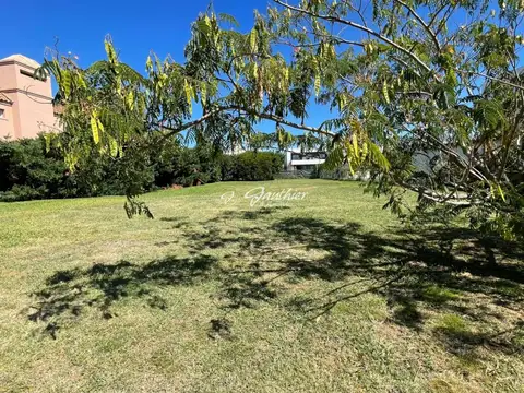 Terreno en Venta en Haras Santa Maria, USD 75.000