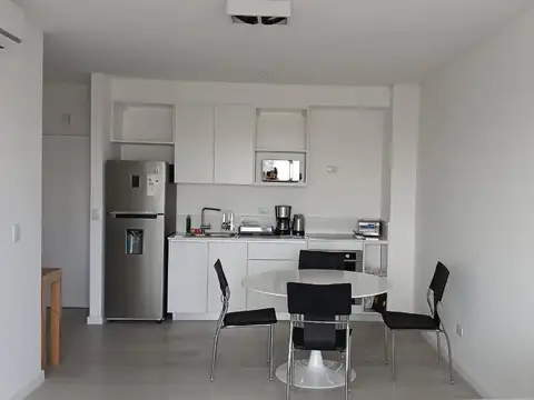 Alquiler Departamento  2 ambientes con Cochera en Remeros Beach