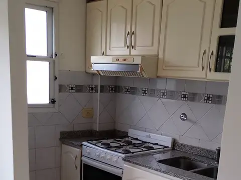 DPTO. 2 AMB. C/TERRAZA PROPIA