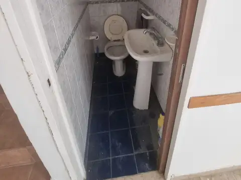 Excelente Duplex living, comedor,cocina,toilet,baño,3 dormts.,lavad.y patio