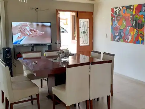 Casa en Venta al Este