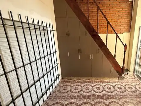 Depto Tipo Casa en Alquiler de 2 dormitorios