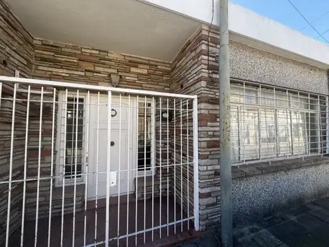 PH 2 AMB. AL FRENTE SIN EXPENSAS EN ALQUILER - VILLA SARMIENTO