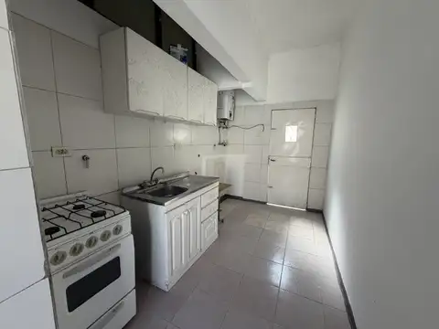 PH 2 AMB. AL FRENTE SIN EXPENSAS EN ALQUILER - VILLA SARMIENTO