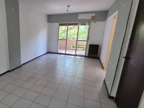 En Venta Dos Dormitorios c/Cochera Av Pellegrini