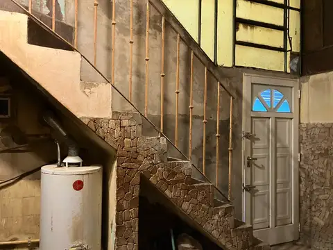 Depto Tipo Casa 2 ambientes con 1 baño