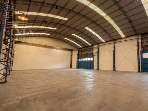 Galpón Industrial - Bv Seguí 3250