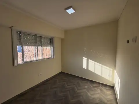 La Blanqueada 4100, Piso 1