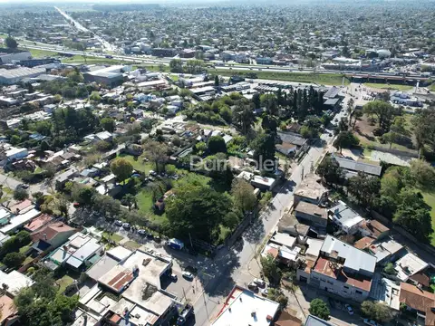 Casa en Venta en Centro  - Moreno, USD 2.500.000
