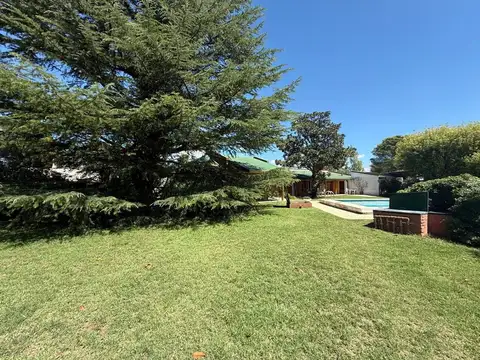 Casa Quinta Carpintero 195