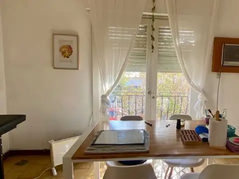 Casa 5 ambientes con 2 baños