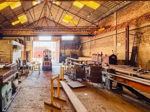 VENTA GALPONES INDUSTRIALES LANUS ZONA SUR 3000 M2 (ex FABRICA METALURGICA)