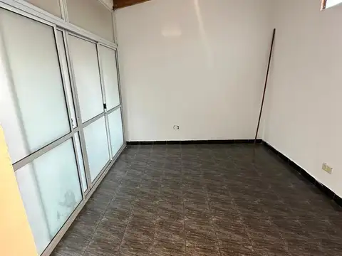 Depto Tipo Casa en Alquiler de 3 ambientes