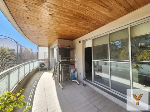 Departamento 4 ambientes con 3 baños