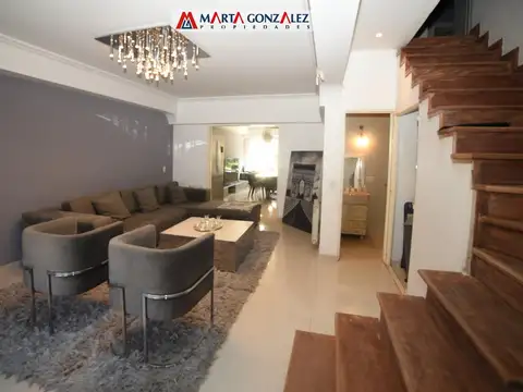 Casa en Alquiler en Villa Sarmiento, $ 2.500.000