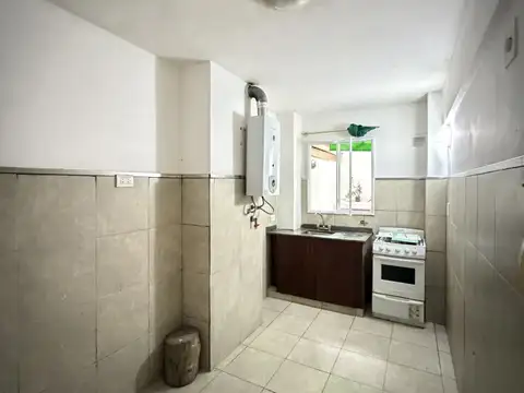ALQUILER UN DORMITORIO, DOS PATIOS CHICOS, BARRIO MARTIN