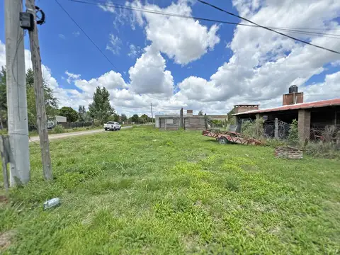 Lucio V. Lopez esquina Aldao