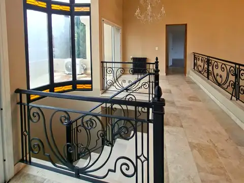ESPECTACULAR Y UNICA CASA EN SOFITEL