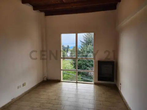 Ricardo guiraldes 100, Piso 0