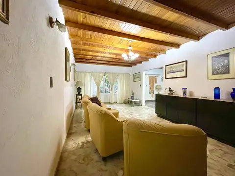 Casa en Venta de 5 dormitorios