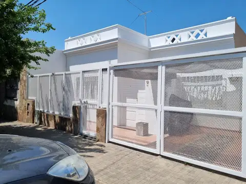 Casa de dos dormitorios con pileta