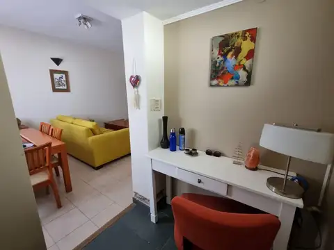 Casa 7 ambientes con 1 baño