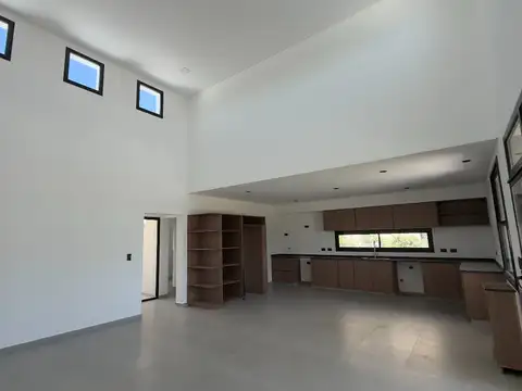 VENTA Importante CASA A ESTRENAR | MEDAL COUNTRY CLUB | UNA PLANTA