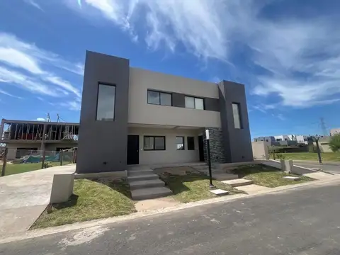 Casa en venta Spring Park Pilar - CUAN PROPIEDADES