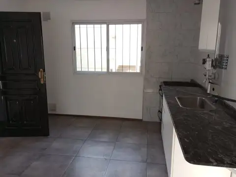 Casa en Venta en Refinerias, USD 140.000