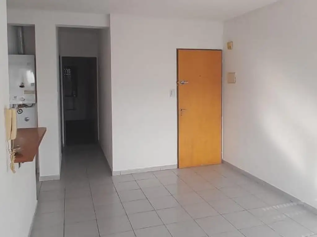 60 422 , Piso 16